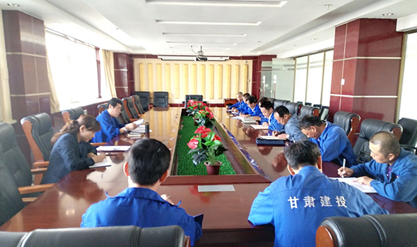 半岛·体育(中国)官方网站举行安全生产月动员会
